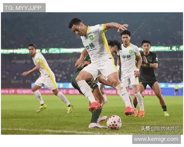 中超赛季中段换帅潮涌现 多队调整战术风格谋求突破